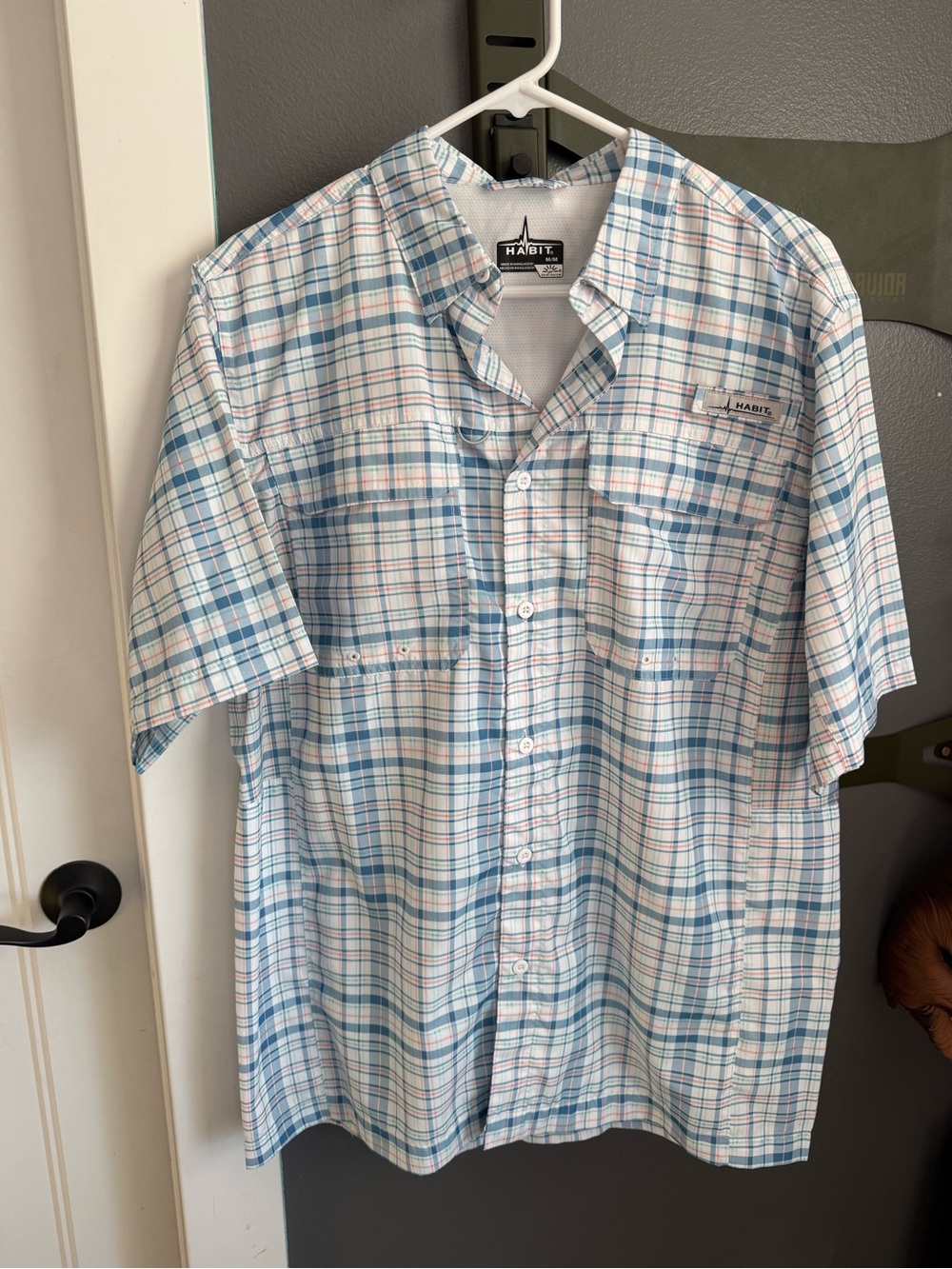 Habitat Men’s Short-Sleeve Plaid Button-Down Shirt in Light Blue and White